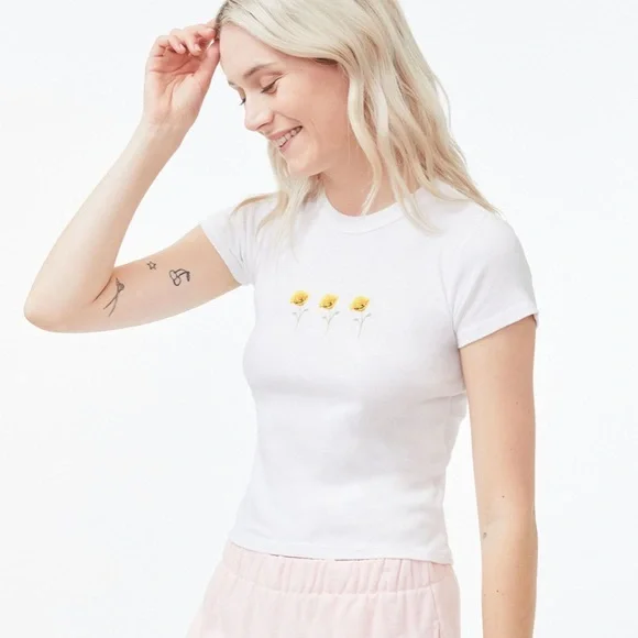 Brandy Melville Tops John Galt Ashlyn Poppy Crop Top Poshmark